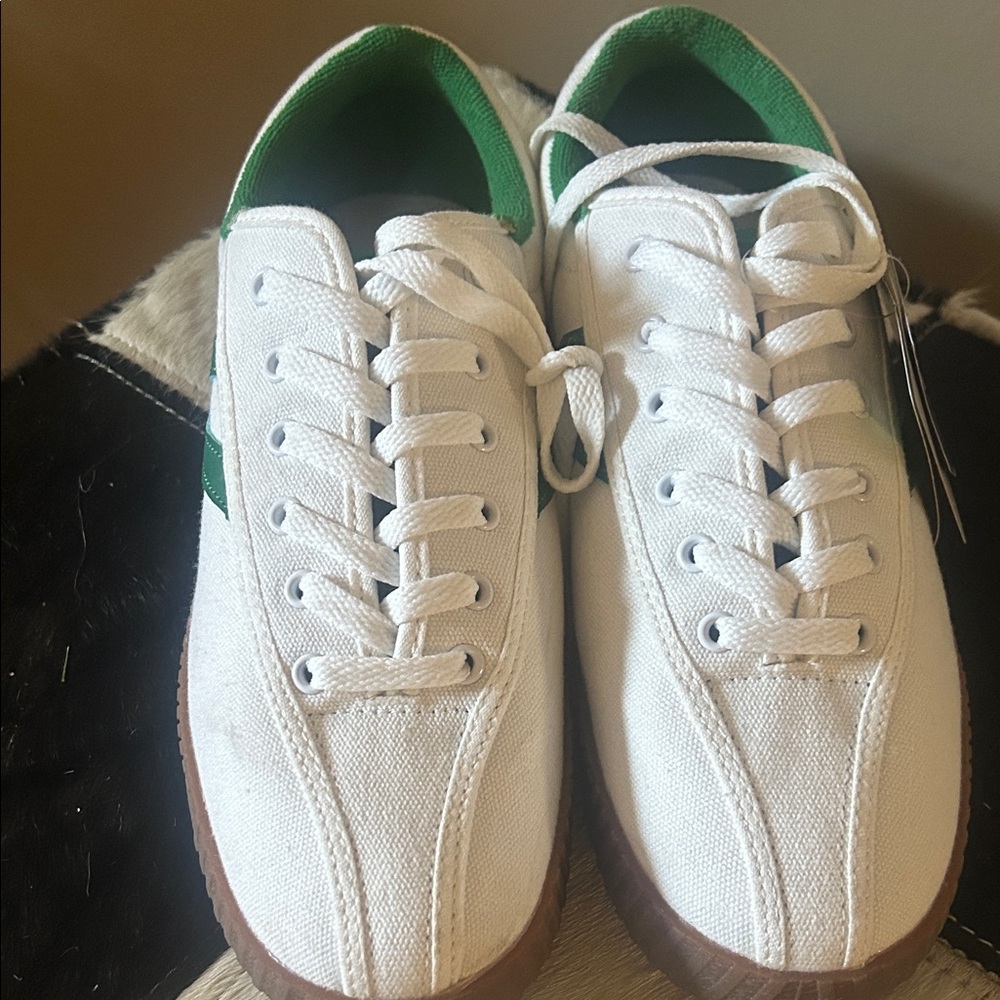 Tretorn Green and White Sneakers - Picture 3 of 5